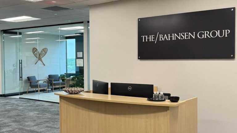 Deals & Moves: $8B RIA Starts OCIO; IFP to Add 8 Commonwealth Advisors