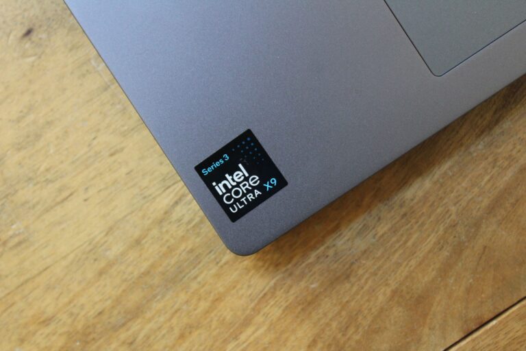 Intel’s Panther Lake Chips Aren’t Just Good—They Beat Apple’s M5