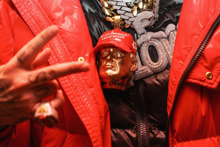 Right-Wing Influencers Have Flooded Minneapolis