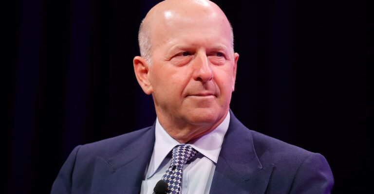 Goldman CEO Sees Noise Persisting on Retail Private-Credit Funds