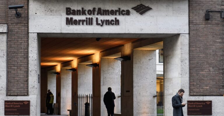 Former Epstein Banker Paul Morris Departs BofA’s Merrill Unit